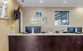 Quality Inn & Suites Oceanblock